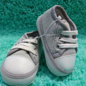 GOLD BUG LIGHT GRAY BABY SHOES NEW